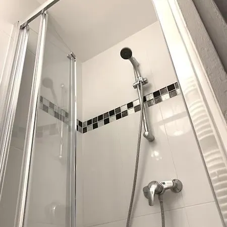 Appartamento Haussmanien Au Coeur Du Village Montmartre ! *